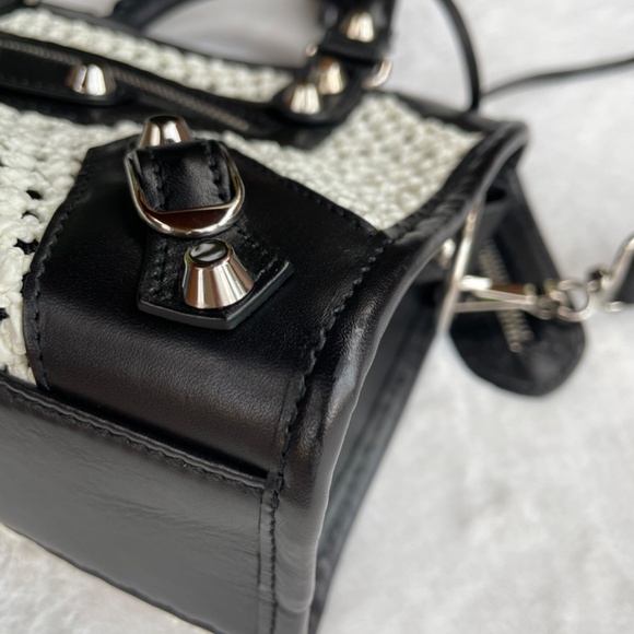 Balenciaga Weaving Classic Mini City in Black and White - Picture 7 of 14